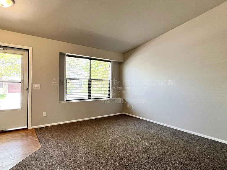 5851 Granby Hill Dr — Photo 5