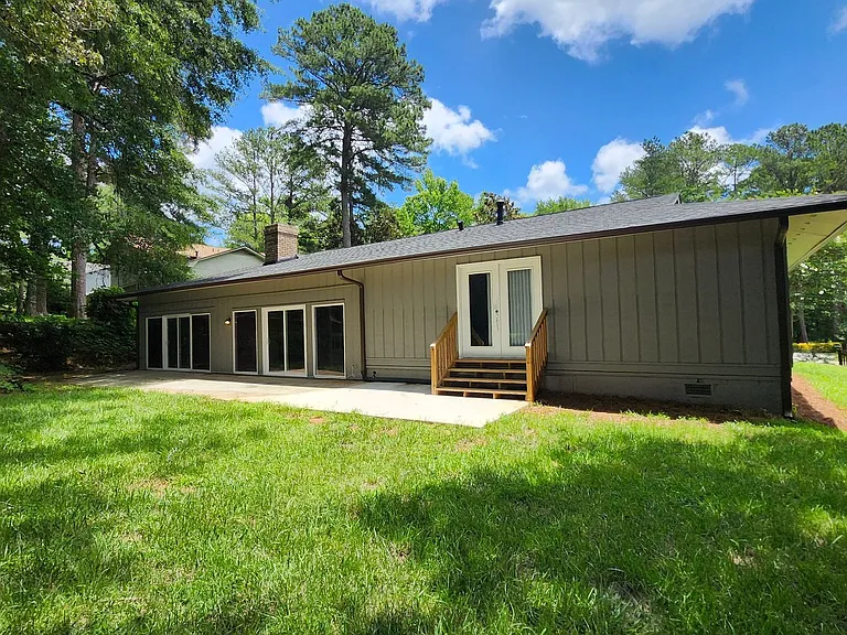 1693 Briarbend Ct — Photo 17