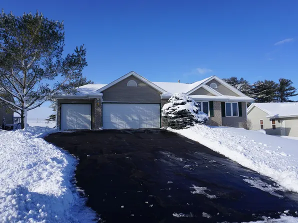 4368 Westridge Dr, Winnebago, IL 61088