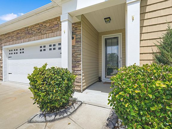 3rd image of 446 Pacific Commons Dr.