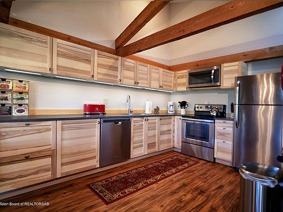 4th image of 600 E Golf Creek Ln #16