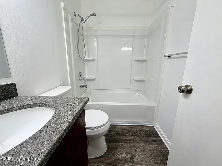 260 Faro Ct #6 — Photo 7