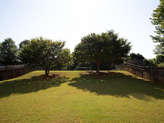 5th image of 4225 Evans Farms Dr