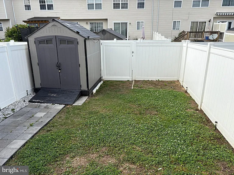 384 Braddock Rd — Photo 14