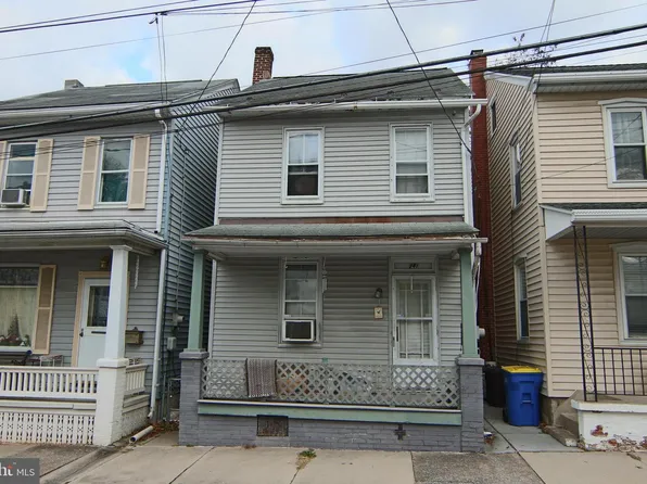 241 E Water St, Middletown, PA 17057