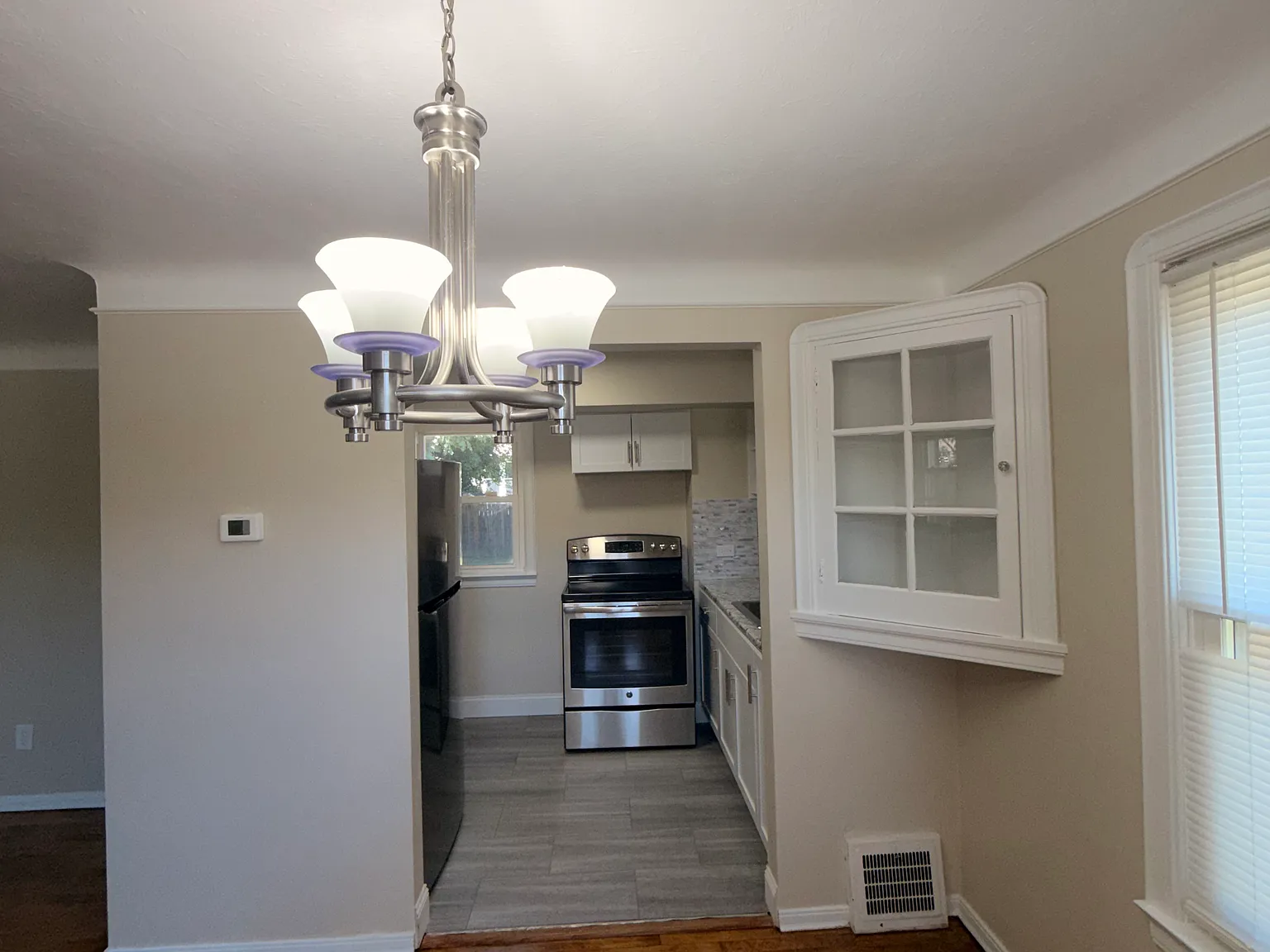2 bed, $1,250 — Photo 4