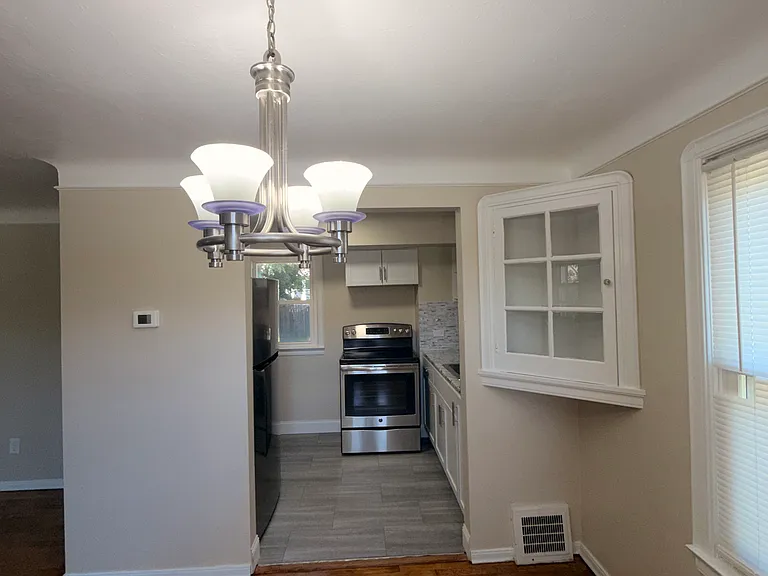 19409 Cherokee Ave — Photo 4