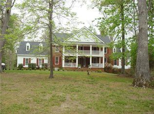 19700 Ahern Rd, Moseley, VA 23120