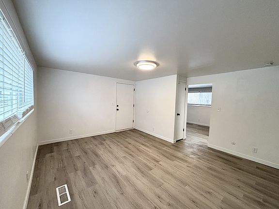 5th image of 1403 S 300 E APT 4