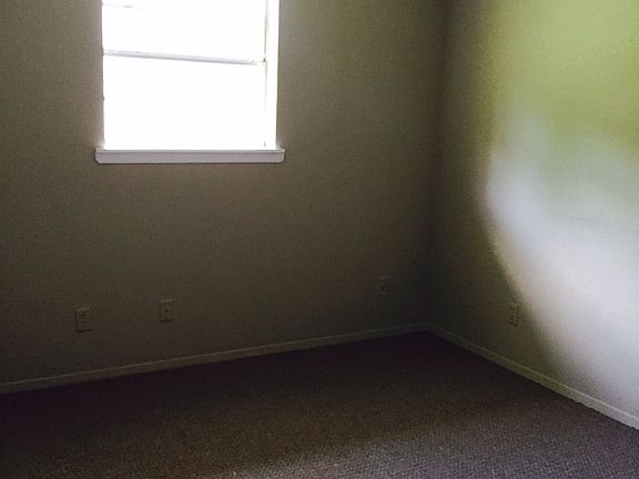 4th image of 520 North St