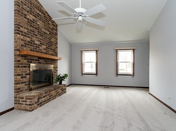 5th image of 2720 Meadowdale Ln