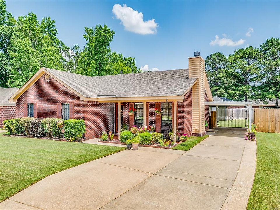 1st image of 5743 Valley Brook Ln