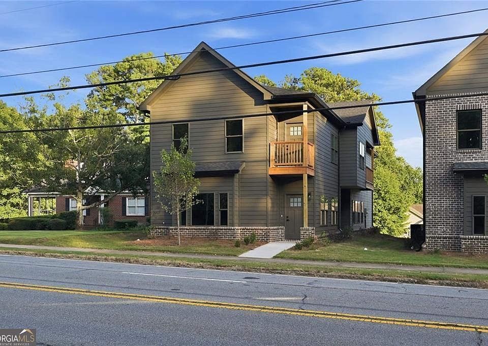 1st image of 585 Gaines School Rd