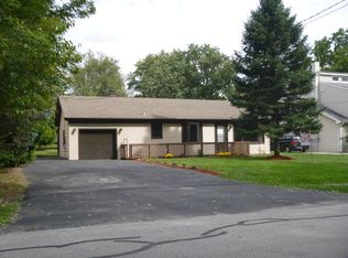 11S147 Carpenter St, Lemont, IL 60439