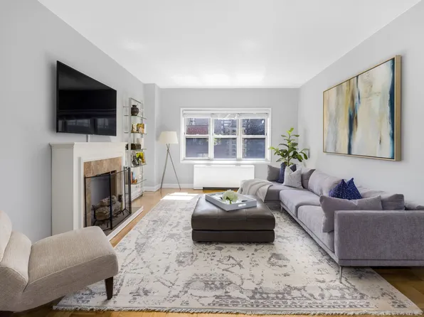 301 East 48th Street 14J image 2 of 8