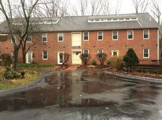4 Strathmore Shire #J, Uxbridge, MA 01569