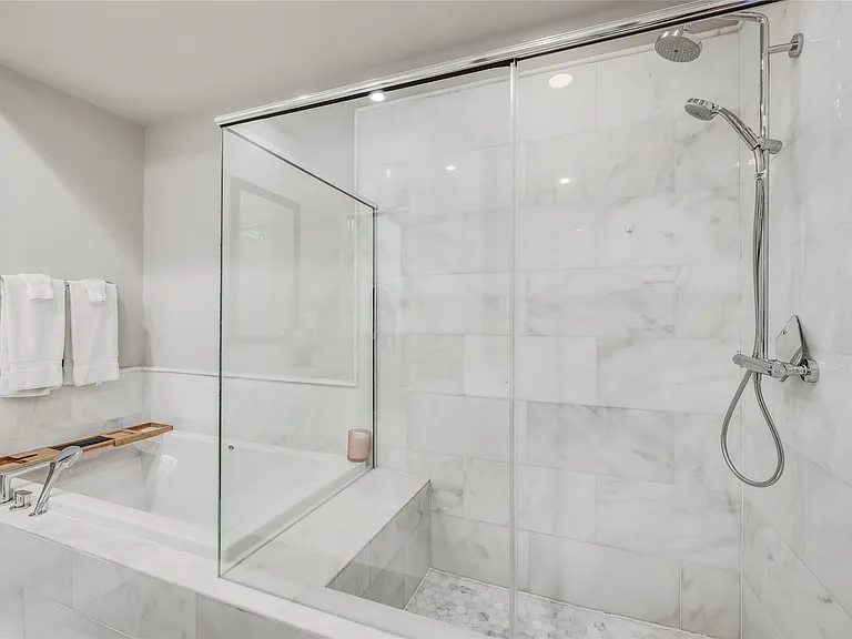 6056 Kansas St — Photo 30