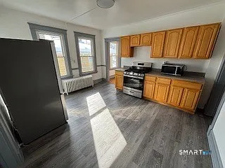 14 Guilfoile St #2 — Photo 5