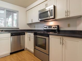 13862 NE 8th St UNIT C104, Bellevue, WA 98005