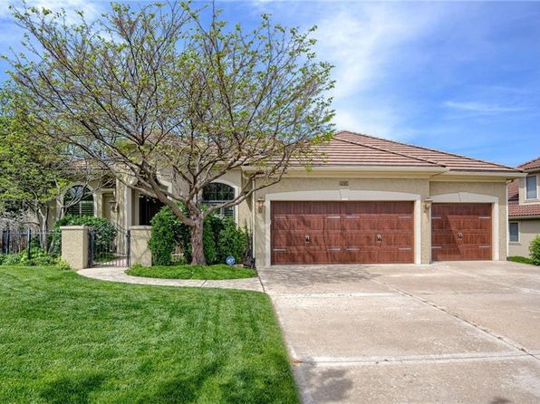 20216 W 90th Ter, Lenexa, KS 66220