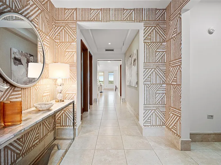 500 Plantation Village Dr #3-208 — Photo 1