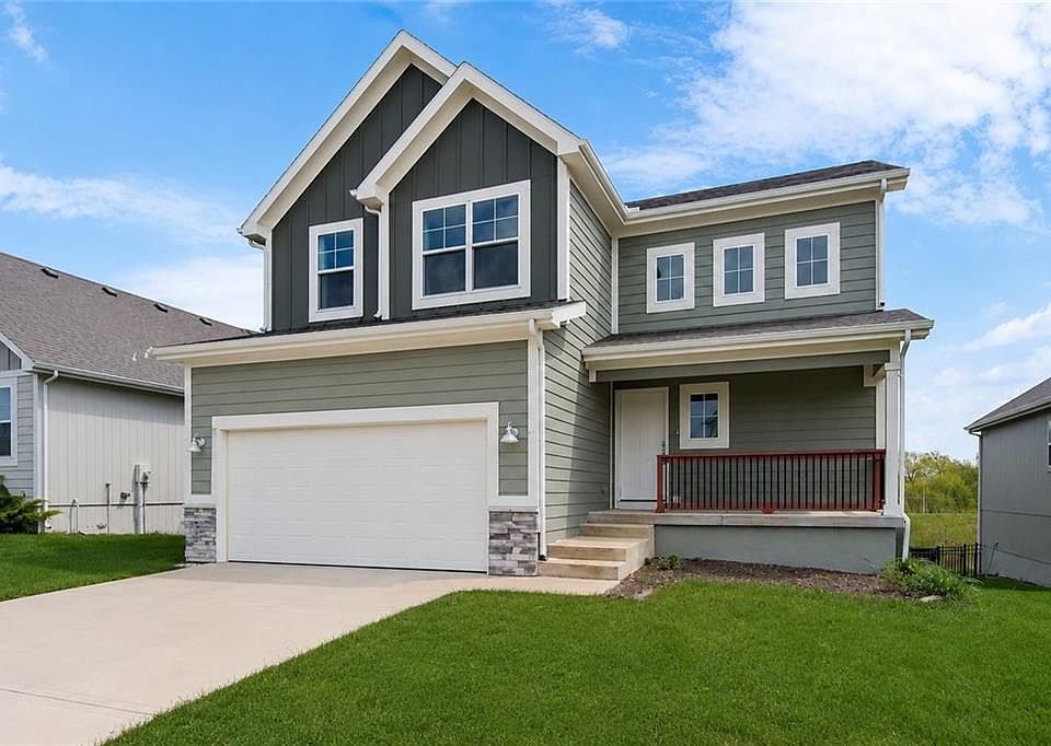 1st image of 3813 SW Maryville Pl
