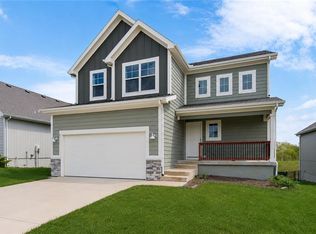 3813 SW Maryville Pl, Lees Summit, MO 64082