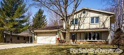 1st image of 738 E Buckingham Way