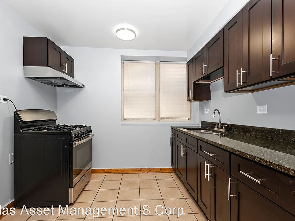 1st image of 6044 S Fairfield Ave Bsmt B