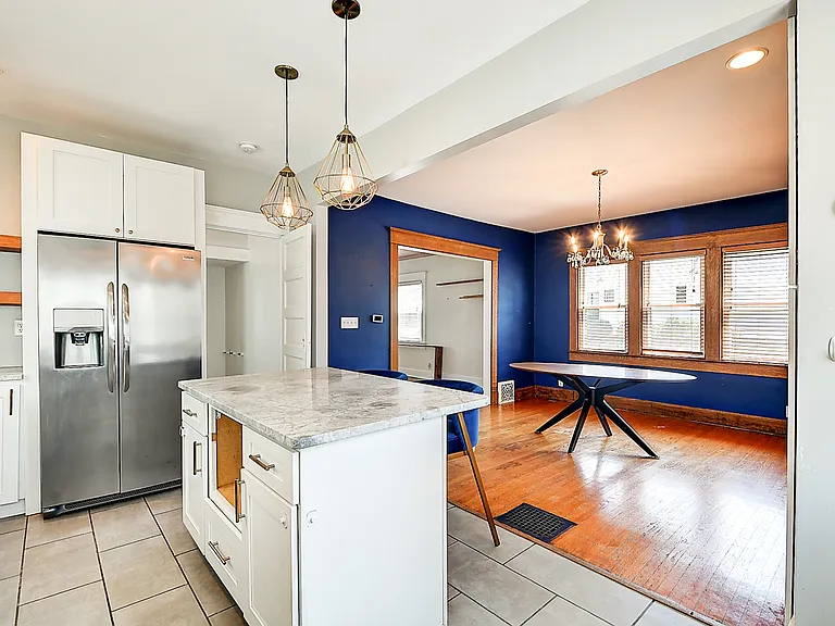 2241 Nowland Ave — Photo 12