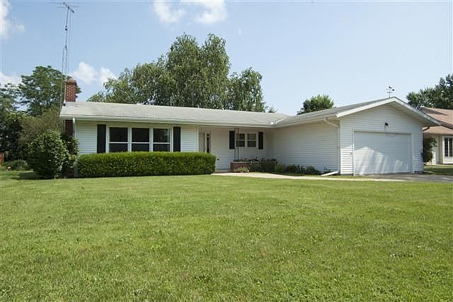 1st image of 306 Schweitzer Dr