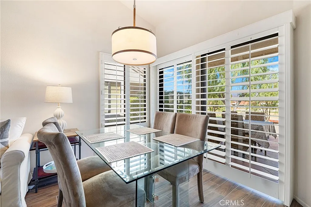 2 bed, 1091 sqft, $2,800 — Photo 4