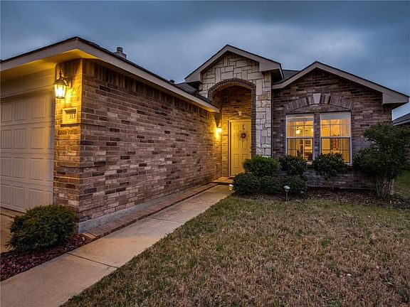 2nd image of 313 Chalkstone Dr