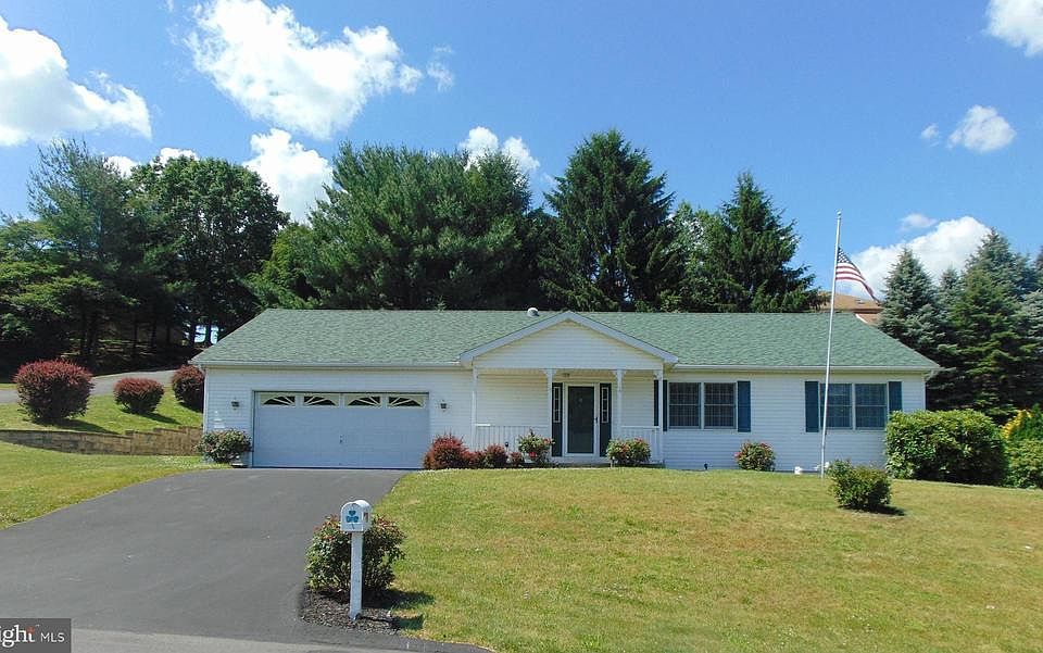 1st image of 513 Parkmeadow Dr