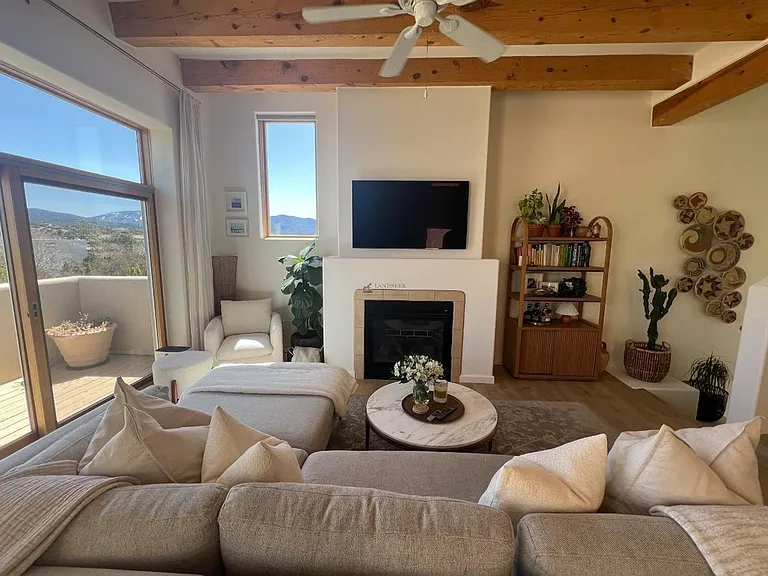 772 Viento Cir — Photo 2
