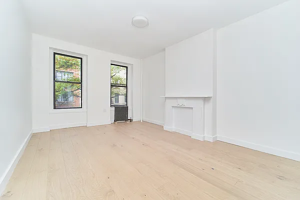 Rented by Living New York | media 4