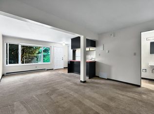 Garden Apartments // Seattle // 1320 14th Ave S - 15, Seattle, WA 98144