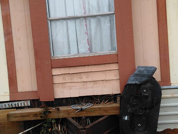 Tongue of the trailer