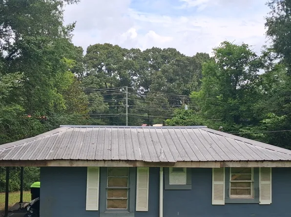 1517 2nd St SW, Childersburg, AL 35044