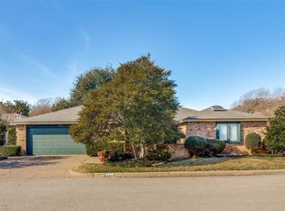4309 Hartwood Cir, Fort Worth, TX 76109