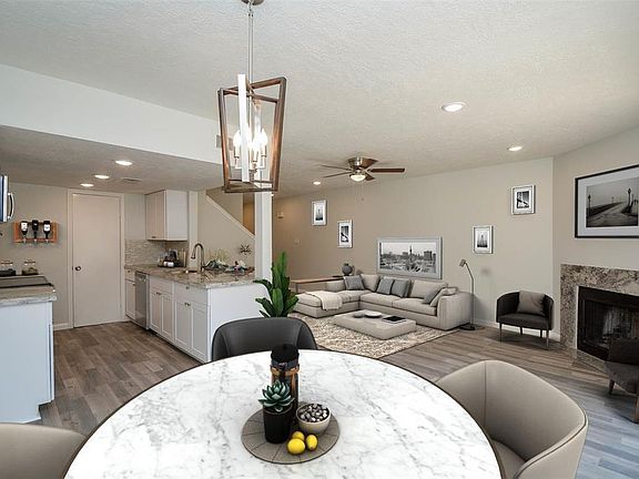 2nd image of 978 Memorial Village Dr #49