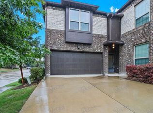5043 Italia Ln, Grand Prairie, TX 75052