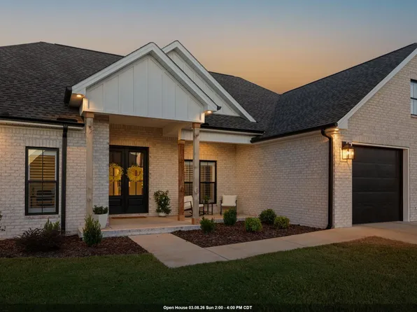 200 Wynchase Dr, Muscle Shoals, AL 35661