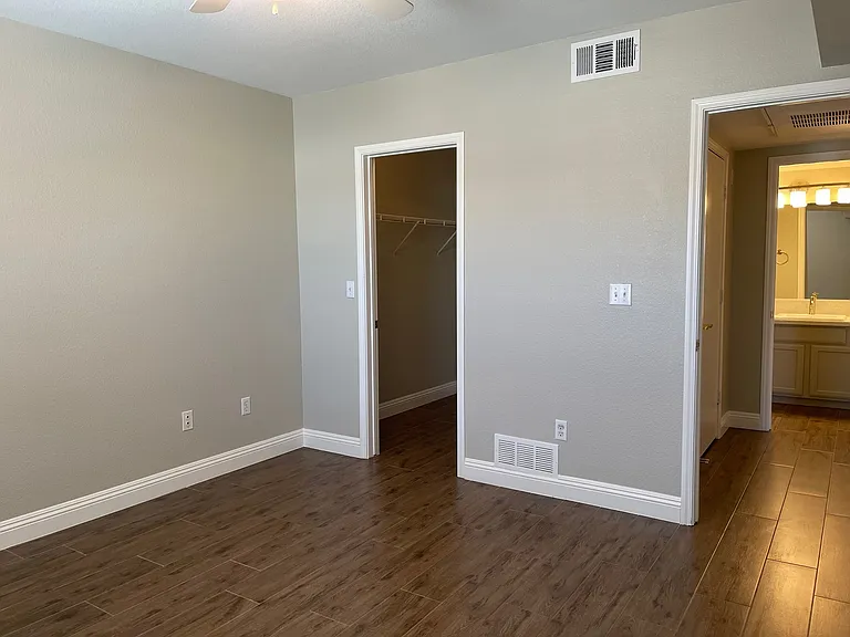 45 Maleena Mesa St #G — Photo 8