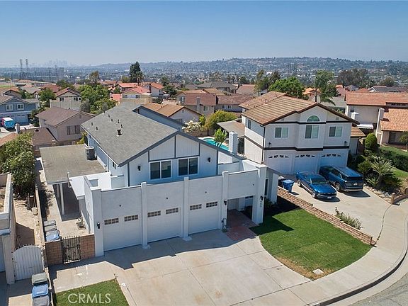 3rd image of 905 Brighton Way