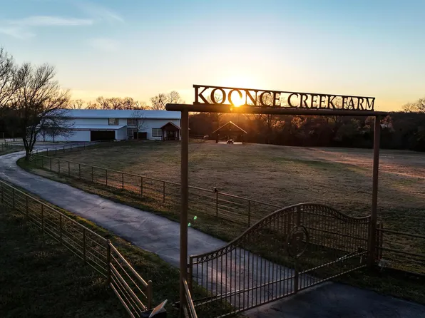 131 Vz County Road 1121, Grand Saline, TX 75140