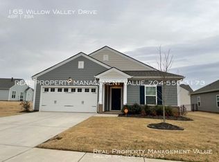 165 Willow Valley Dr, Mooresville, NC 28115