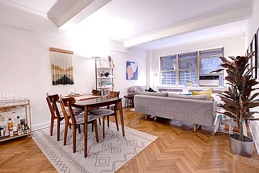 Rented by Urbane Brokerage