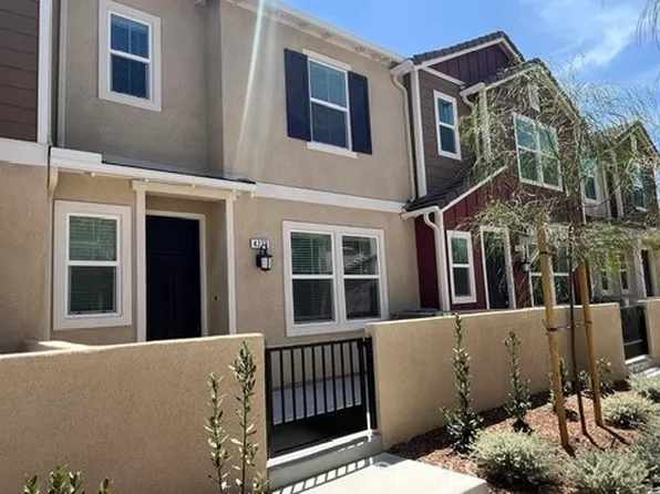 4273 E Carmel Privado, Ontario, CA 91761