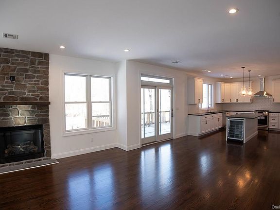 2nd image of 4 Lowney Way